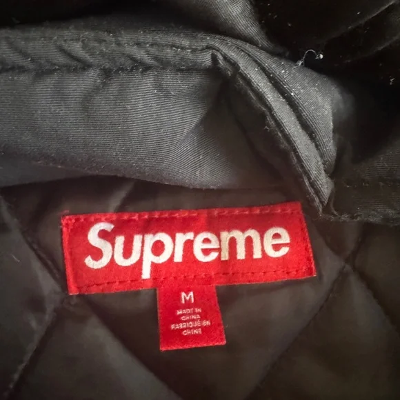 2023 Supreme Wildcat Sideline Puffer jacket - Picture 4 of 4